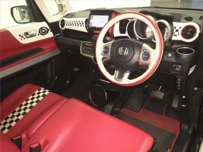Honda N BOX SLASH