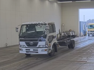 Nissan ATLAS