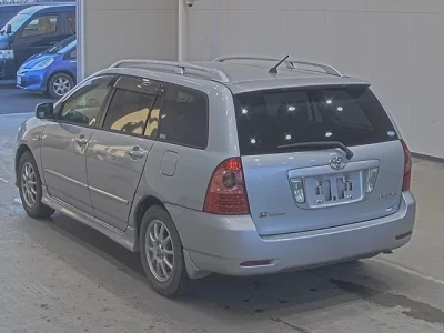 Toyota COROLLA FIELDER  с аукциона в Японии