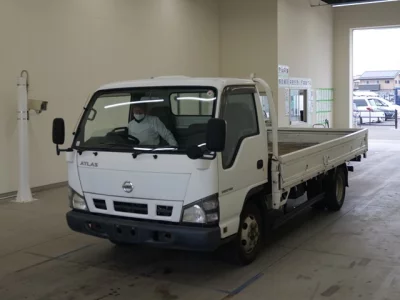 Nissan ATLAS