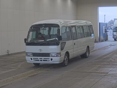 Toyota COASTER