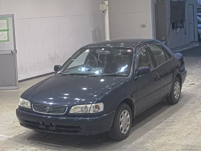 Toyota COROLLA  с аукциона в Японии