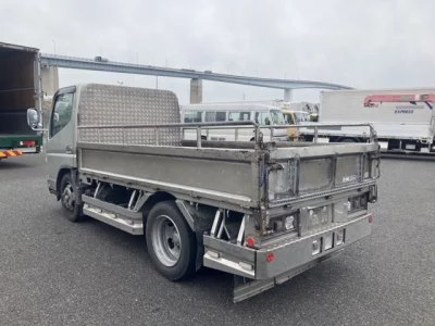 Mitsubishi FUSO TRUCK  с аукциона в Японии