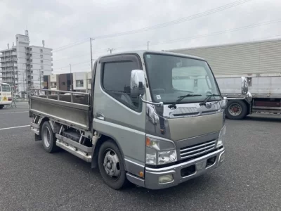 Mitsubishi FUSO TRUCK  с аукциона в Японии