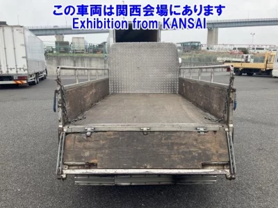 Mitsubishi FUSO TRUCK  с аукциона в Японии