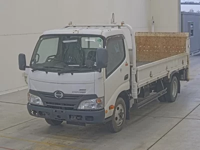 Hino DUTRO  с аукциона в Японии