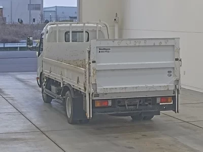 Hino DUTRO  с аукциона в Японии