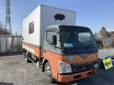 Mitsubishi Fuso Canter