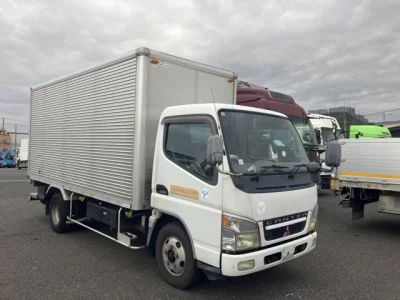 Mitsubishi Fuso Canter