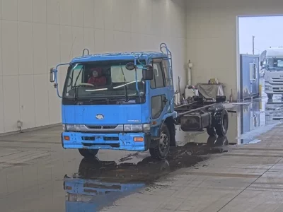 Nissan CONDOR