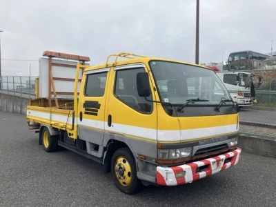 Mitsubishi FUSO TRUCK  с аукциона в Японии
