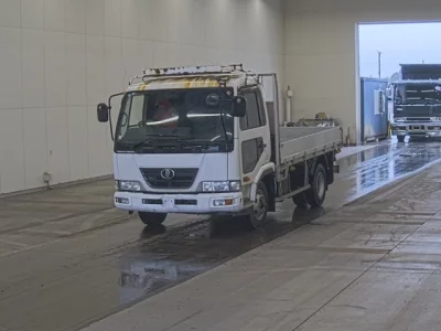 Nissan CONDOR