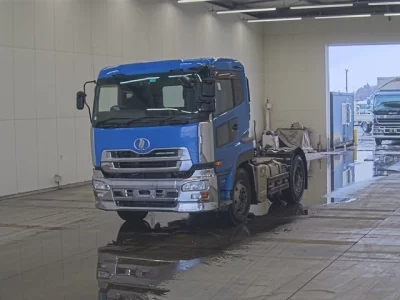 Nissan ATLAS