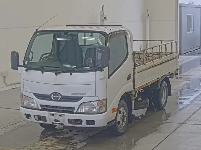 Hino DUTRO  с аукциона в Японии