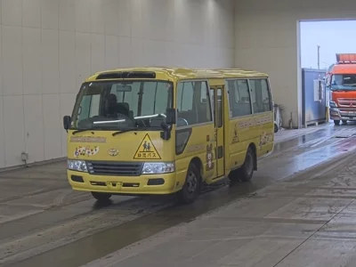 Toyota COASTER