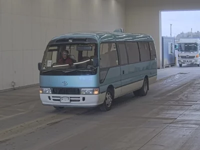 Toyota COASTER