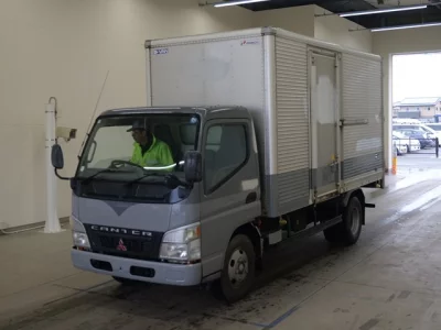Mitsubishi Fuso Canter