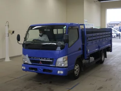 Mitsubishi Fuso Canter