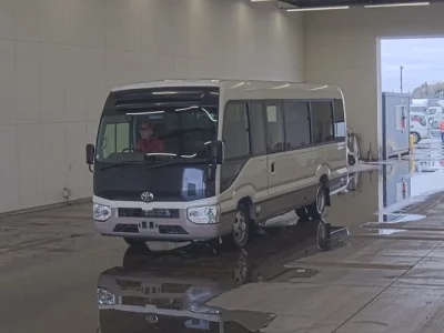 Toyota COASTER
