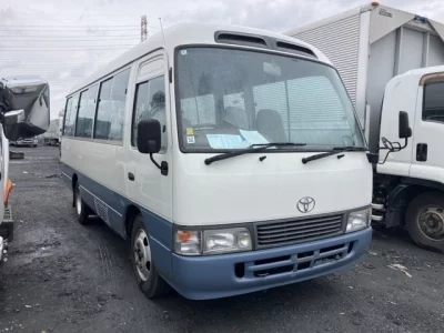 Toyota COASTER