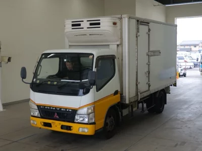 Mitsubishi Fuso Canter