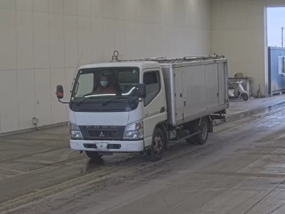 Mitsubishi Fuso Canter
