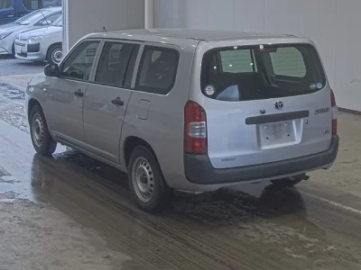 Toyota SUCCEED