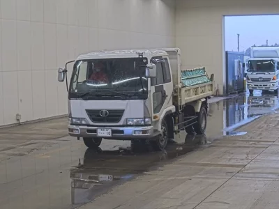 Nissan CONDOR
