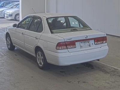 Nissan SUNNY