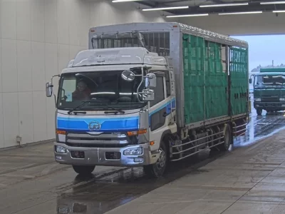 Nissan CONDOR