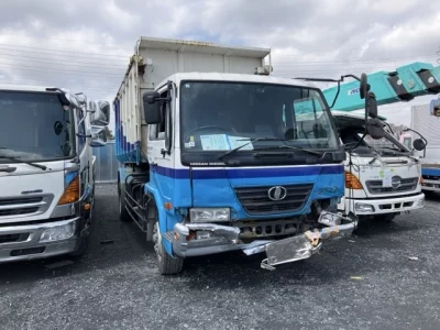 Nissan CONDOR