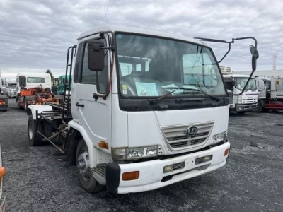 Nissan CONDOR