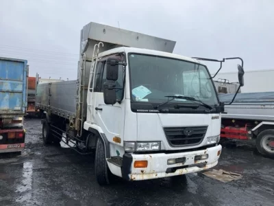 Nissan CONDOR