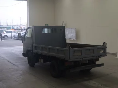 Mazda Titan