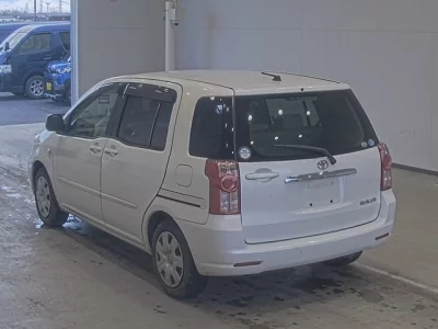 Toyota RAUM