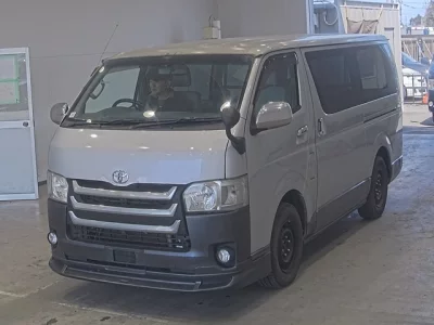 Toyota RegiusAce
