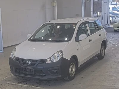 Nissan AD