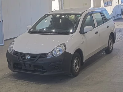 Nissan AD