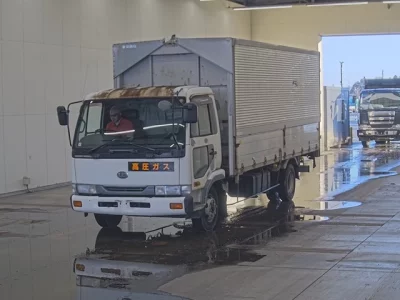 Nissan CONDOR