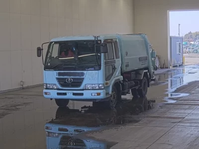 Nissan CONDOR
