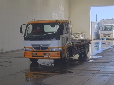 Nissan CONDOR