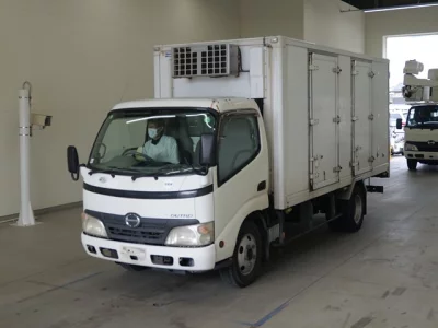 Hino DUTRO  с аукциона в Японии