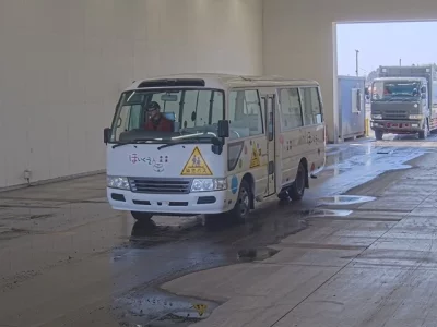 Toyota COASTER
