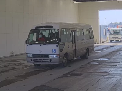 Toyota COASTER