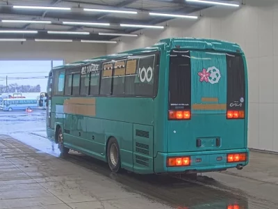 Isuzu Gala