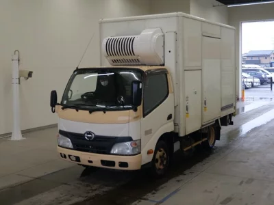 Hino DUTRO  с аукциона в Японии