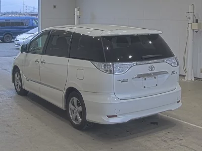 Toyota ESTIMA HYBRID