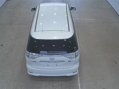 Toyota ESTIMA HYBRID