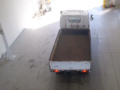 Hino DUTRO  с аукциона в Японии