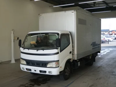 Hino DUTRO  с аукциона в Японии